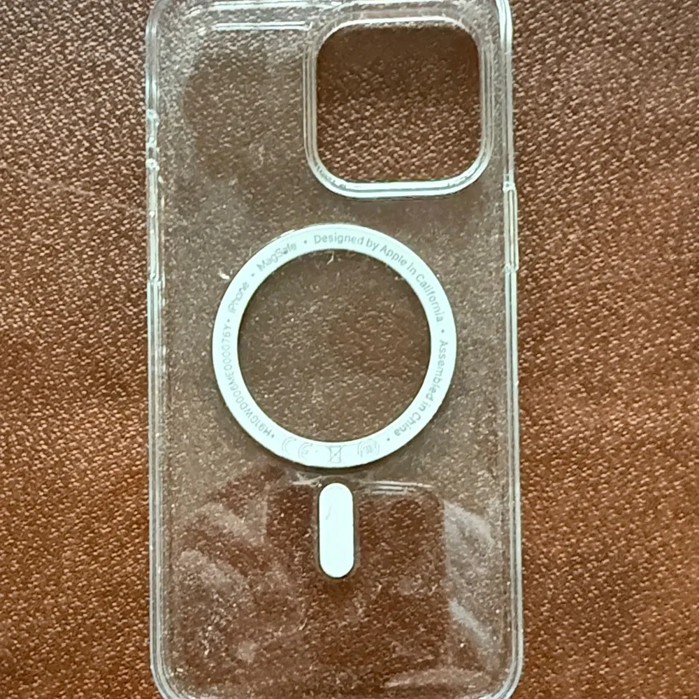 Apple Transparent Magnetic iPhone Case 15 Pro Max